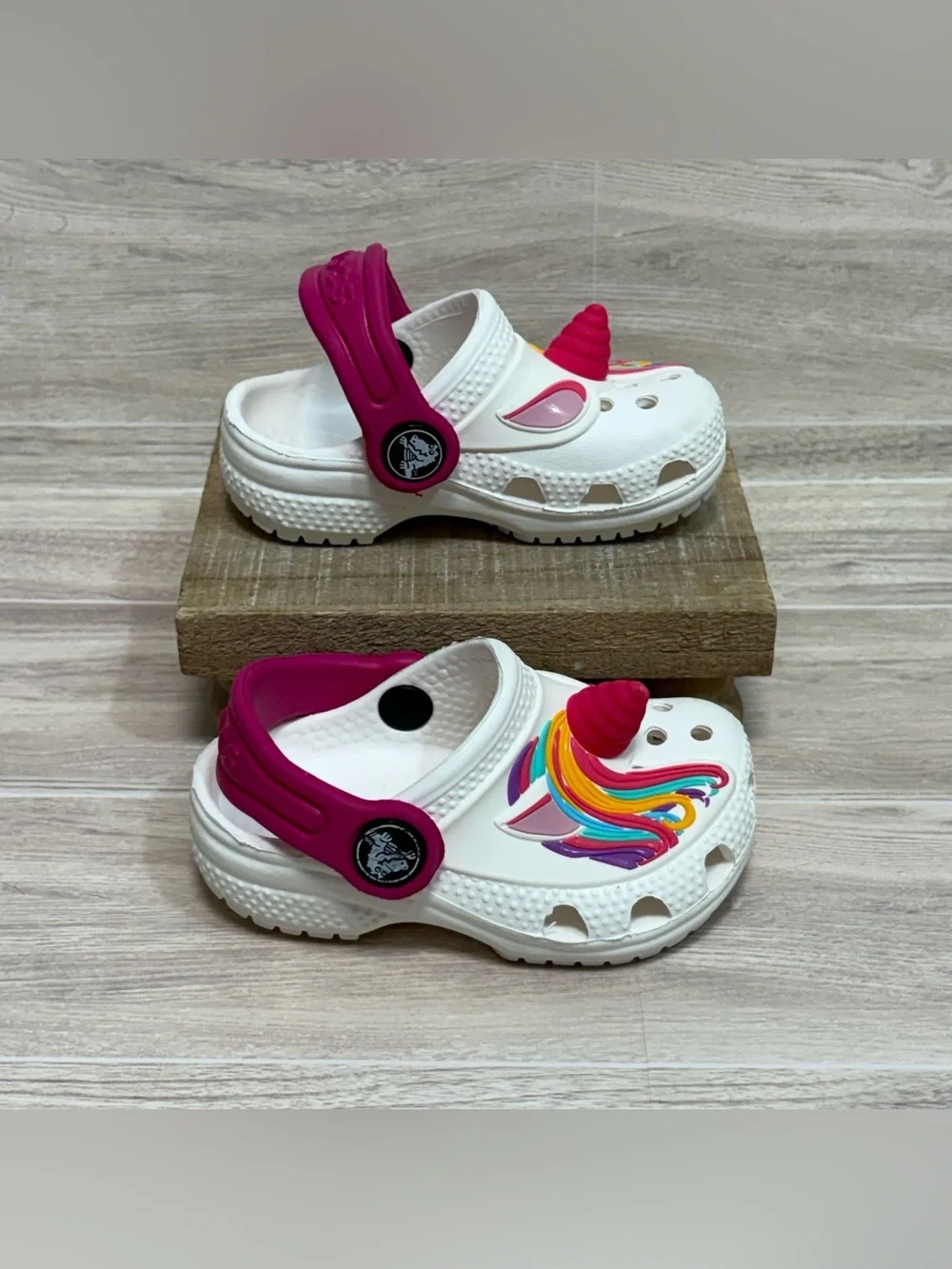 Crocs Fun Lab Classic I am Unicorn Clog Girls Size C4